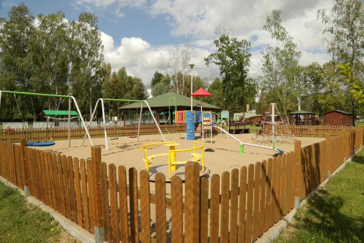 Camping Oaza Błonie Kórnik Domki Standard Plus - 3 pokoje Exterior foto